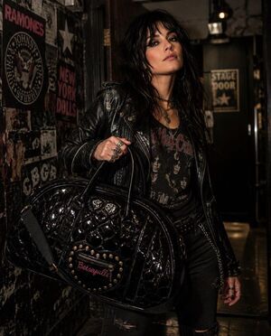 Betseyville Vintage paten leather quilted heart Boudoir Sexy Kitsch weekender